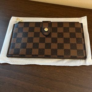 Large wallet multiple cards holders zippers